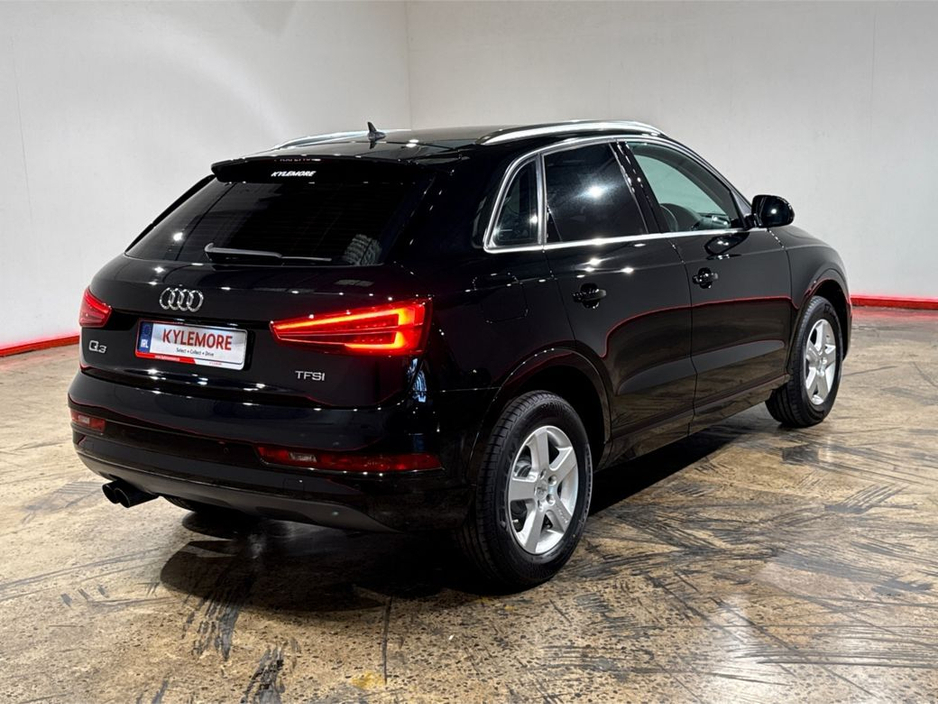 Audi Q3 1.4TFSI SPORT - FACTORY ALLOYS - SPORT SEATS - REAR CAMERA - MULTI FUNCTION STEERING WHEEL - — thumbnail 3
