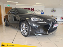 Lexus IS 300 h Hybrid Premium Automatic Saloon