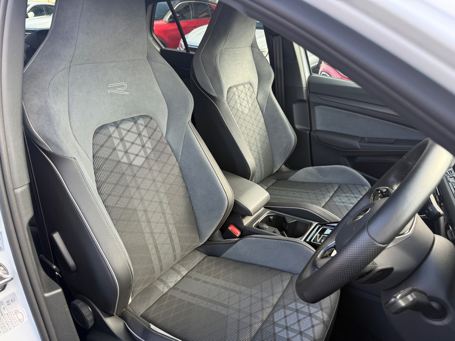 2022 Volkswagen Golf 2L Diesel For Sale Images