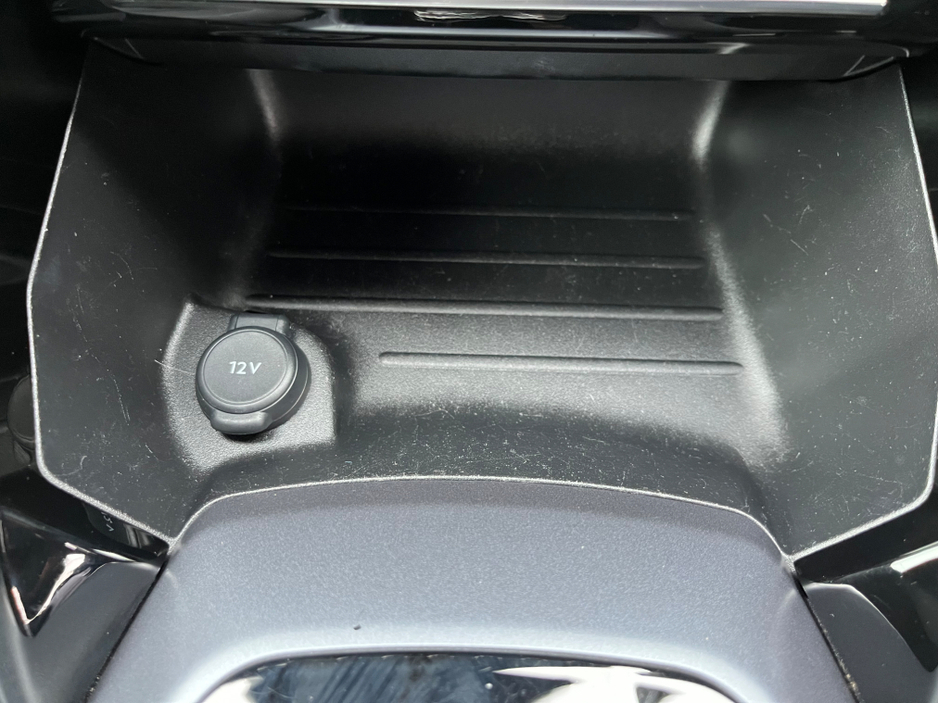2021 Peugeot 2008 0L Electric For Sale Images