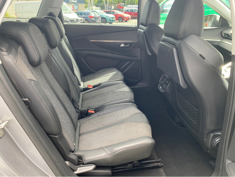 2019 Peugeot 5008 1.2L Petrol For Sale Images