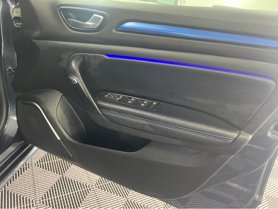 2018 Renault Megane 1.6L Petrol For Sale Images