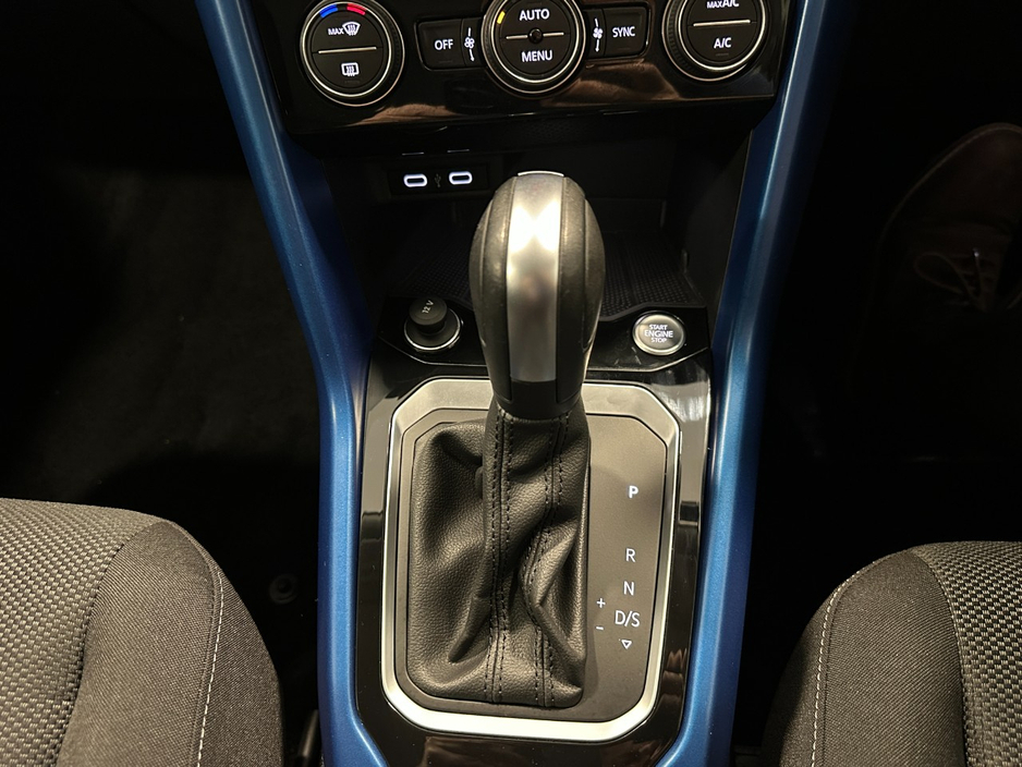 2021 Volkswagen T-Roc 2L Diesel For Sale Images