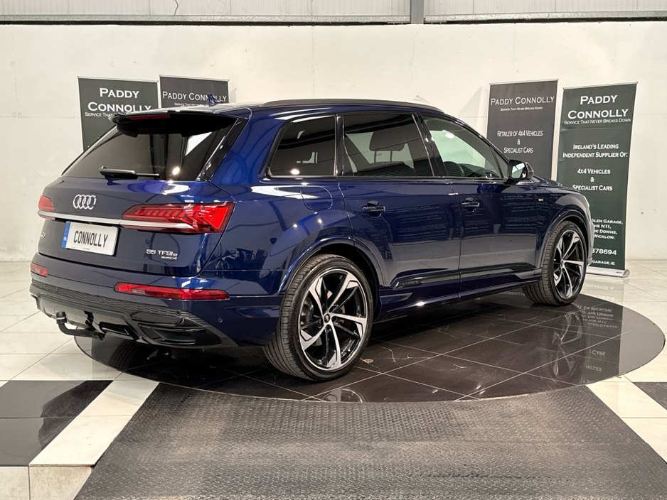 2021 Audi Q7 3L Petrol Plug-in Hybrid For Sale Images
