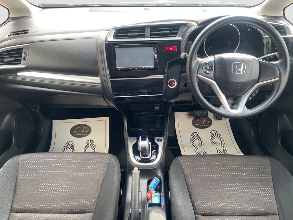 Honda Fit 2015 HONDA FIT 1.5 HYBRID  AUTOMATIC *FINANCE* — thumbnail 13