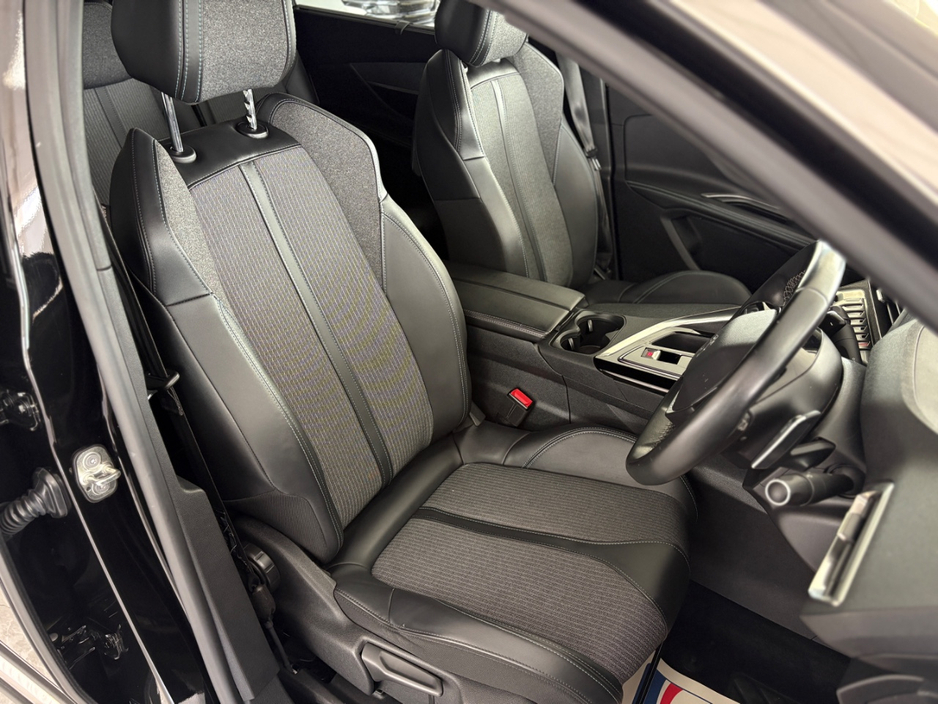 2023 Peugeot 5008 1.5L Diesel For Sale Images