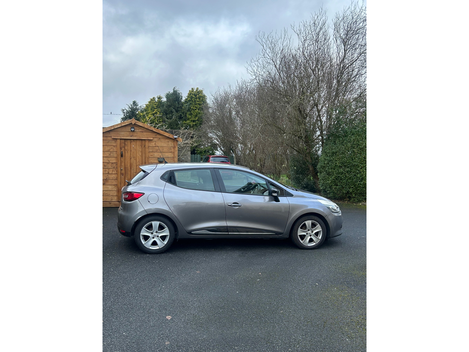 2016 Renault Clio 1.1L Petrol For Sale Images