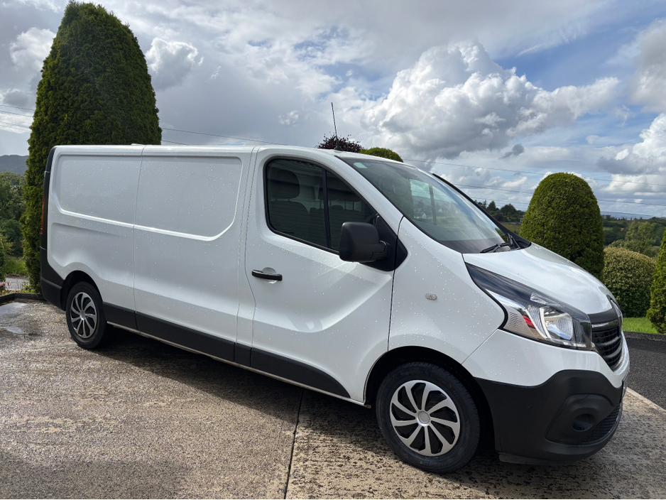 2021 Renault Trafic 2L Diesel For Sale Images