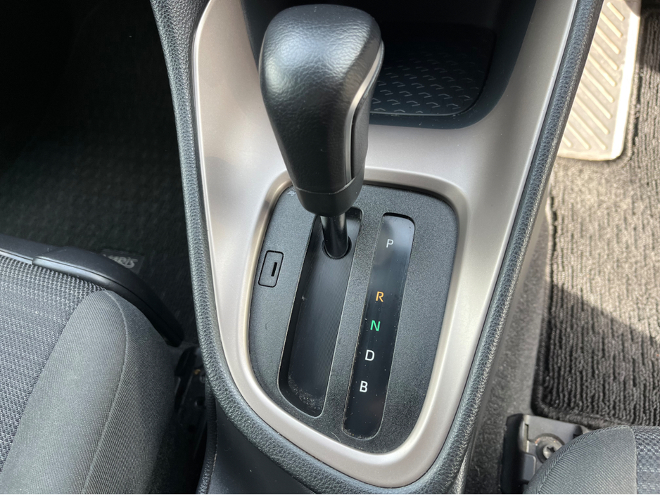2022 Toyota Vitz 1.5L Petrol Hybrid For Sale Images