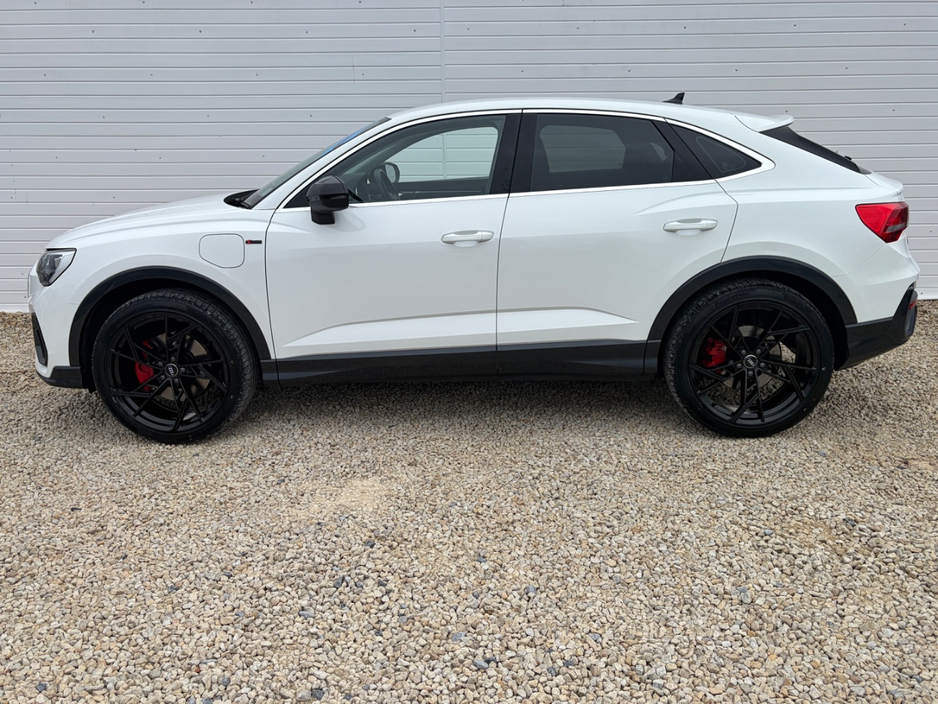 2023 Audi Q3 1.4L Petrol Plug-in Hybrid For Sale Images
