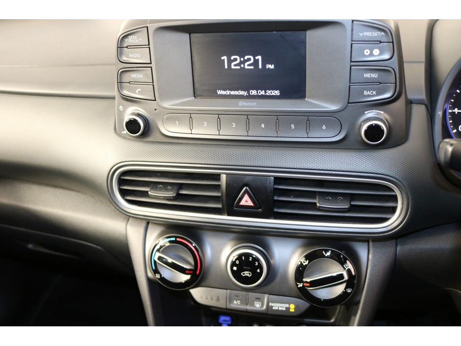 Hyundai Kona Comfort 1.0L Petrol Compact SUV - Test Drive Today - — thumbnail 11