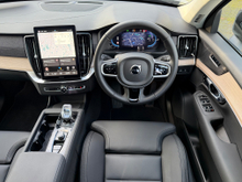 2025 Volvo XC90 2L Petrol Plug-in Hybrid For Sale Images