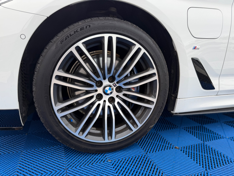BMW 5 Series **DEPOSIT TAKEN** M-SPORT 530E - 2.0L PETROL HYBRID - AUTO - 12M WARRANTY - CAR: 2264 — thumbnail 11