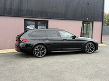 2023 BMW 5 Series 2L Diesel Hybrid For Sale Images