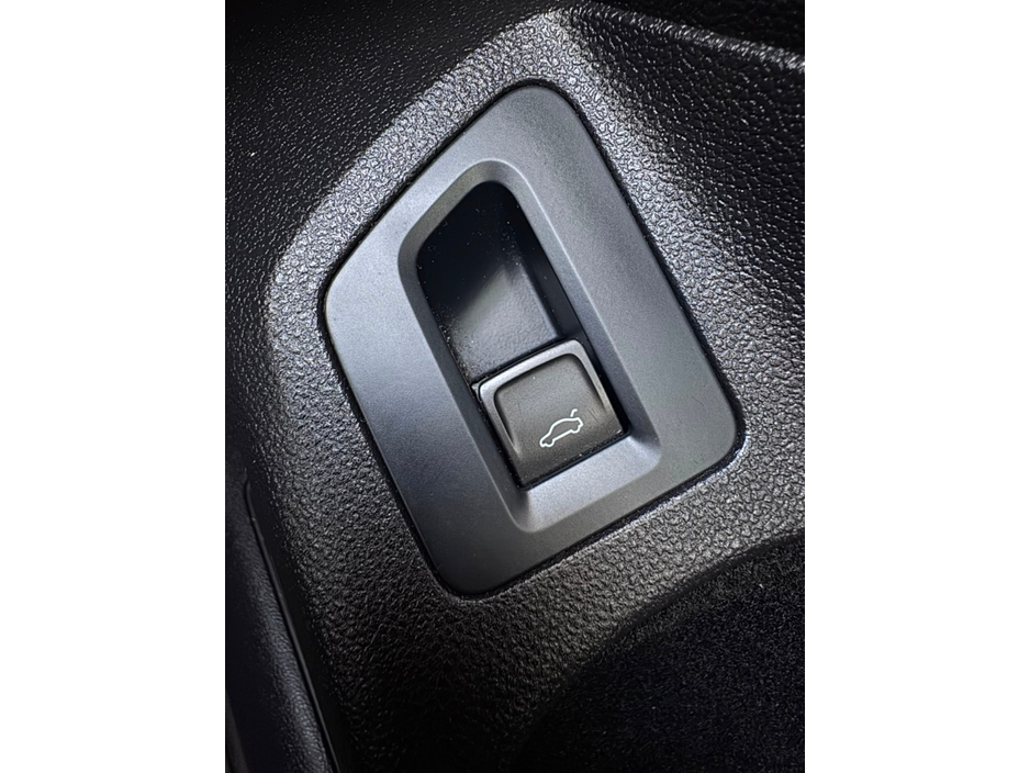 2016 Volkswagen Passat 1.4L Petrol For Sale Images