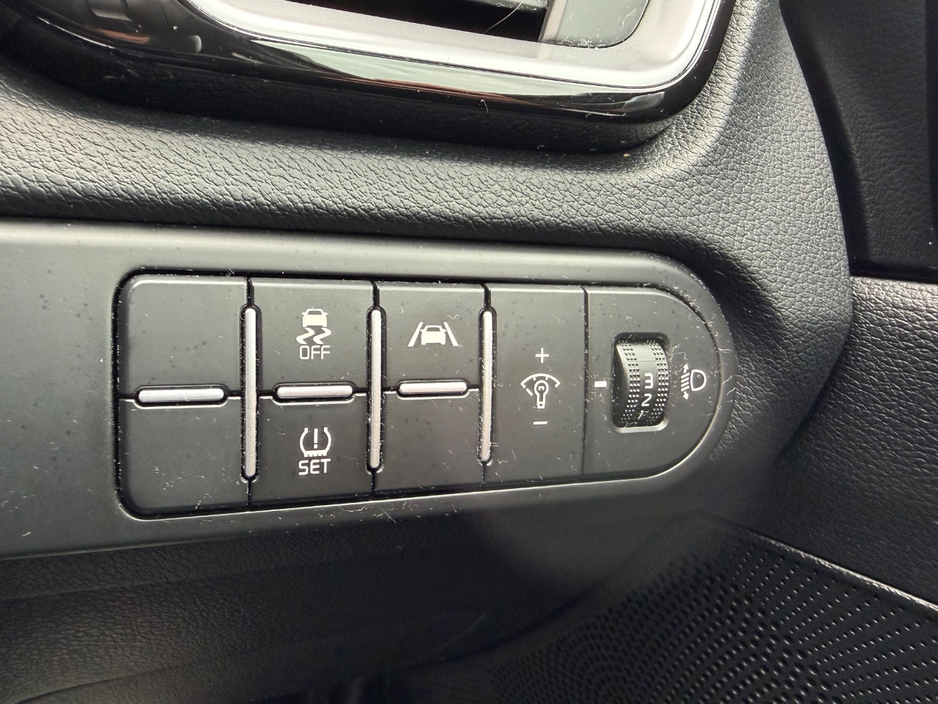 2022 Kia Ceed 1L Petrol For Sale Images