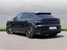 2024 Porsche Cayenne 3L Petrol Plug-in Hybrid For Sale Images