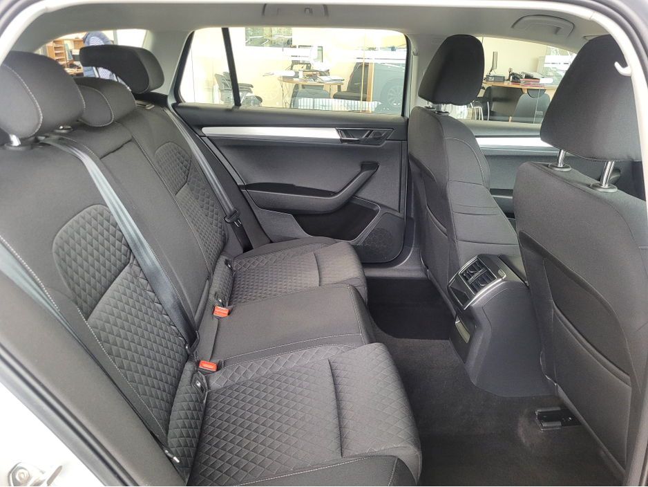 2021 Skoda Superb 2.0L Diesel For Sale Images