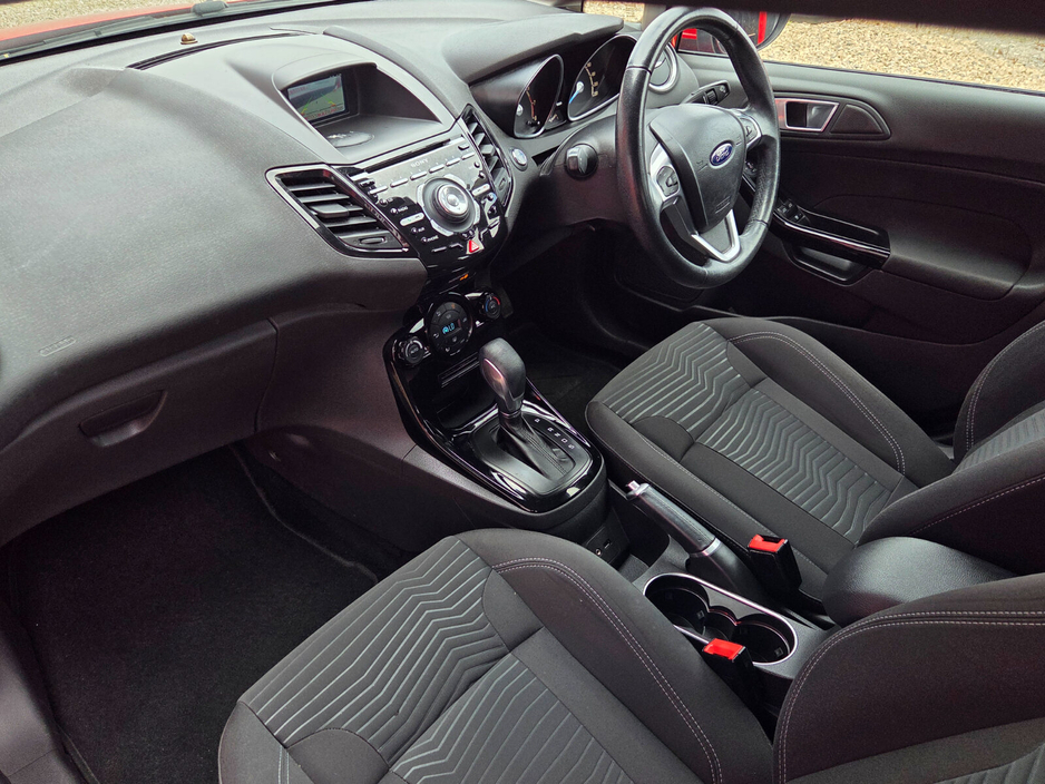 Ford Fiesta — thumbnail 8