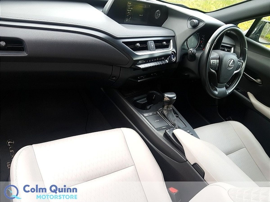 2021 Lexus UX 300 e 2L Petrol Hybrid For Sale Images