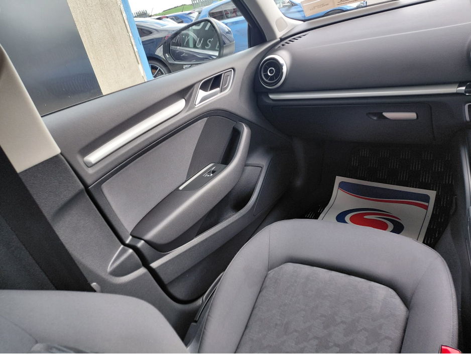 Audi A3 Audi A3 1.4 TFSI, Petrol, auto, fully loaded with spec 18"alloys — thumbnail 11