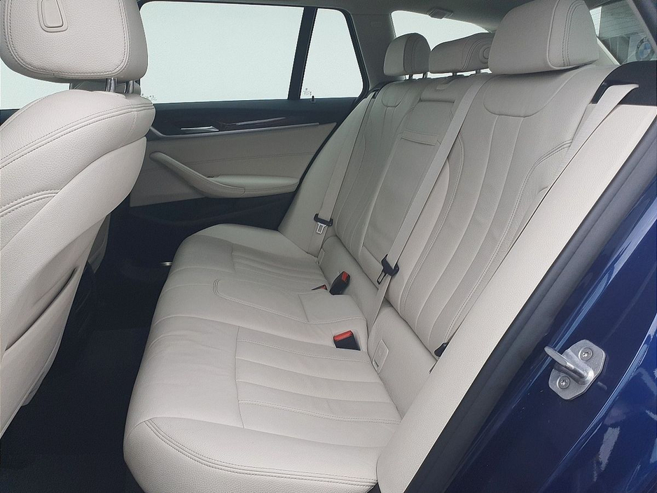 BMW 5 Series 520d SE Touring — thumbnail 22