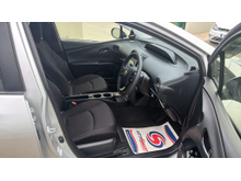 2021 Toyota Prius 1.8L Hybrid For Sale Images