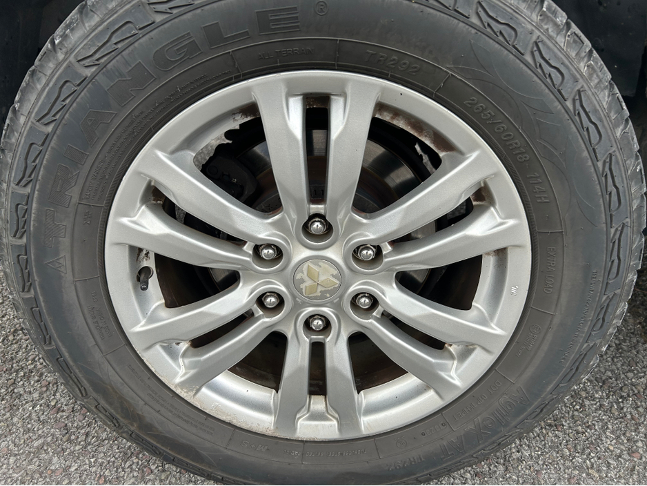 2014 Mitsubishi Pajero 3.2L Diesel For Sale Images