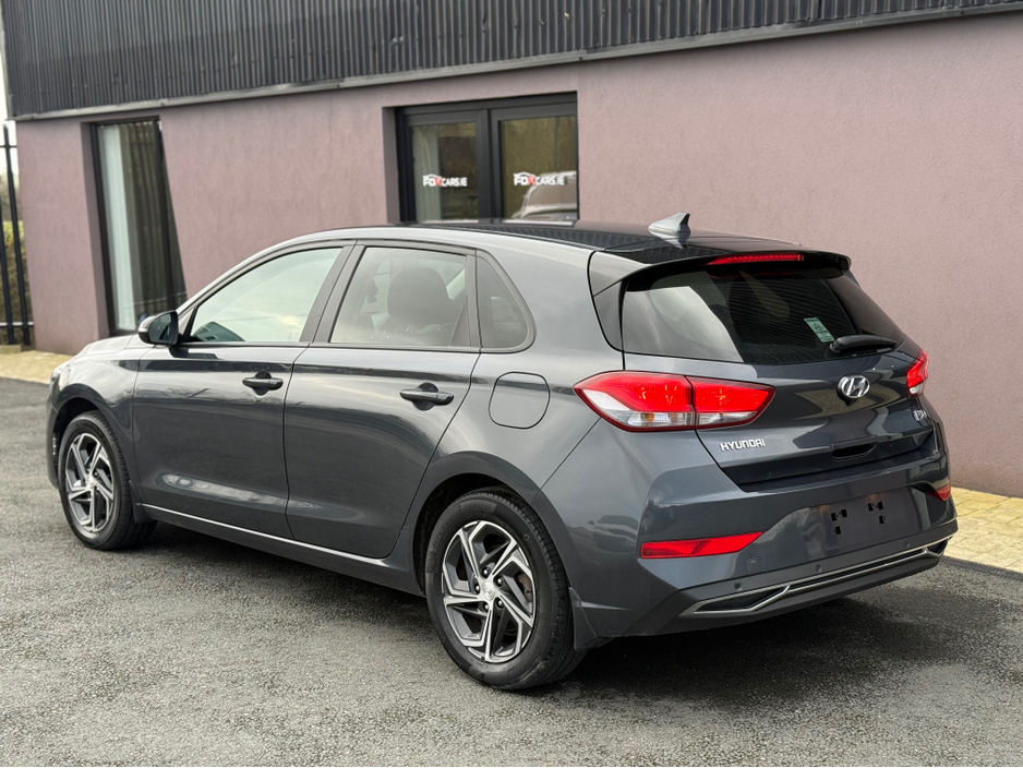 2022 Hyundai i30 1.6L Diesel For Sale Images