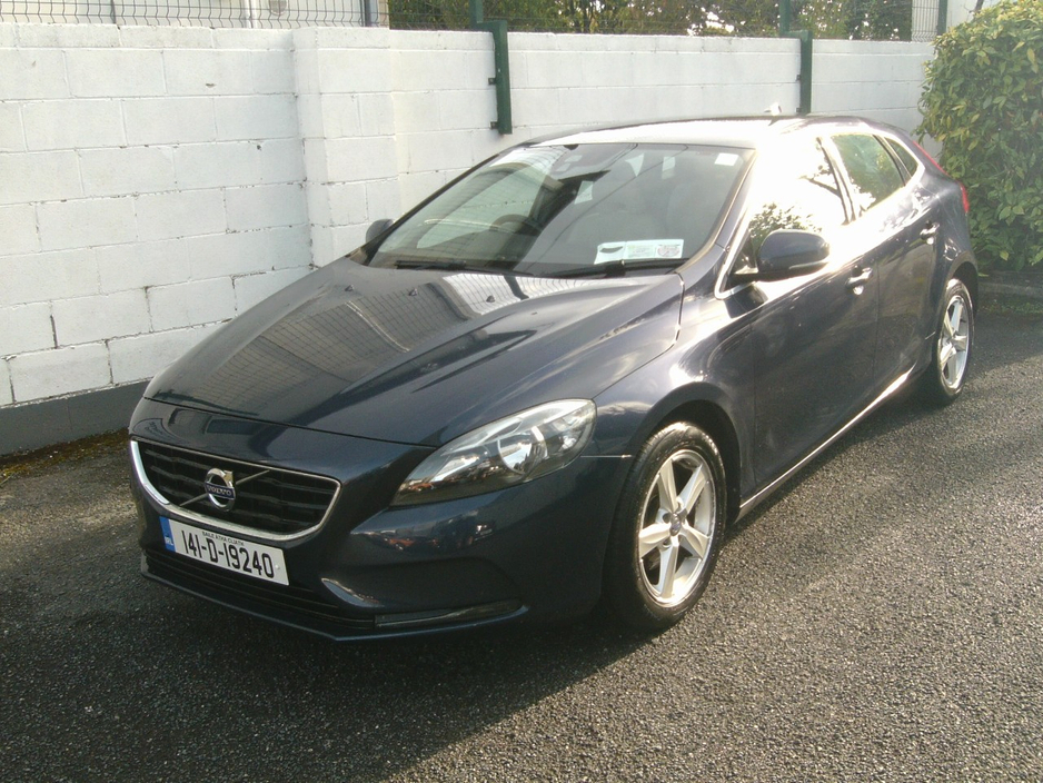 2014 Volvo V40 1.6L Diesel For Sale Images
