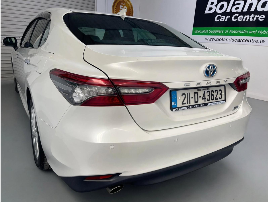 2021 Toyota Camry 2.5L Petrol Hybrid For Sale Images