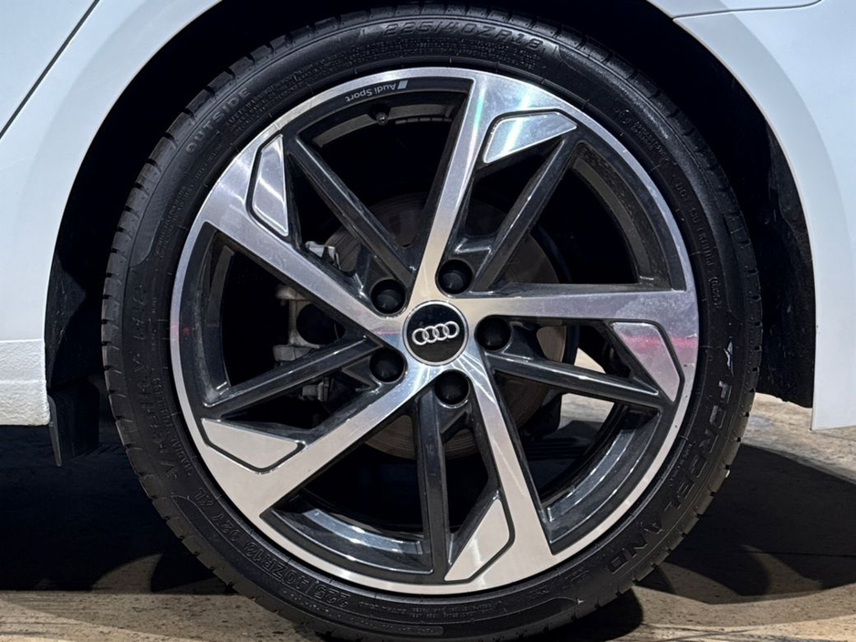 Audi A3 1.4 AUTOMATIC - BLACK STYLING EDITION - UPGRADED ALLOYS - FLAT BOTTOM STEERING WHEEL - CRUISE CONTROL - REVERSE CAMERA - HEATED SEATS — thumbnail 10