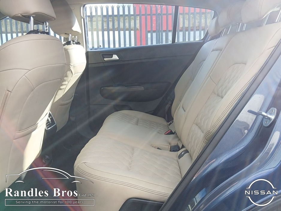 Kia Sportage 1.6 CRDI MILD HYBRID K2 — thumbnail 9