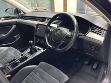 2019 Volkswagen Passat 2L Diesel For Sale Images