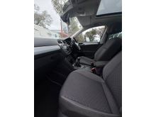 2017 Volkswagen Tiguan 2L Diesel For Sale Images