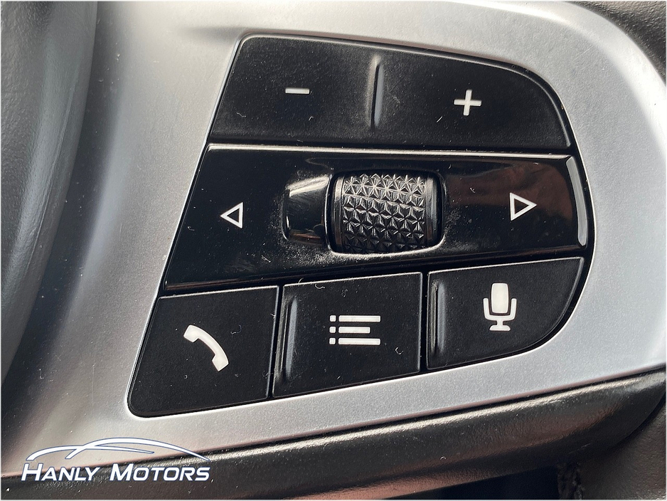 2022 BMW 3 Series 2L Hybrid For Sale Images