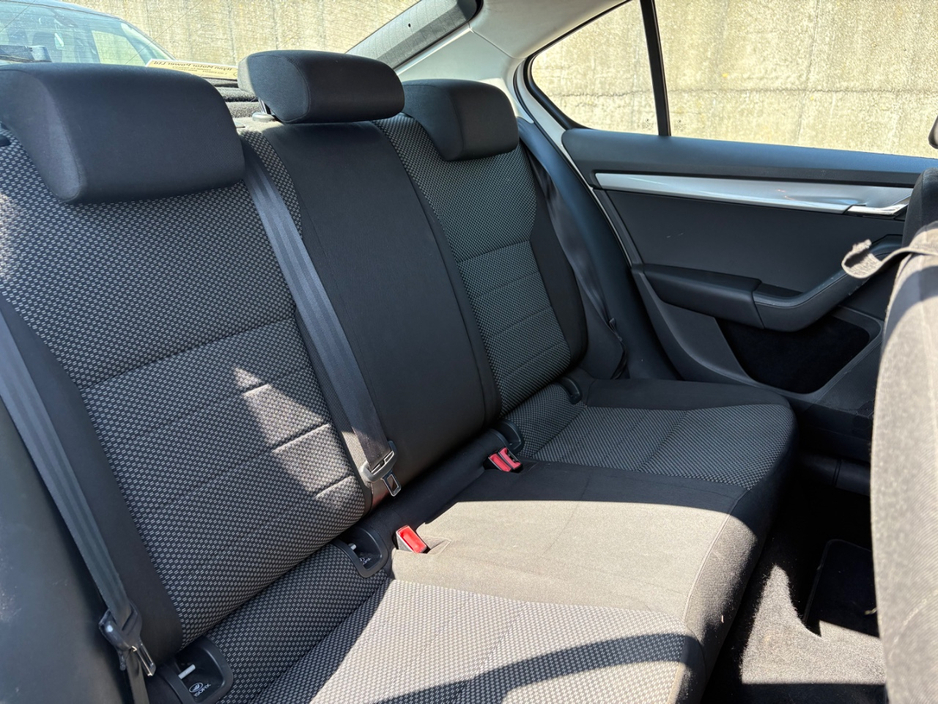2015 Skoda Octavia 1.6L Diesel For Sale Images
