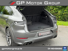 2024 Porsche Cayenne 3L Petrol Plug-in Hybrid For Sale Images