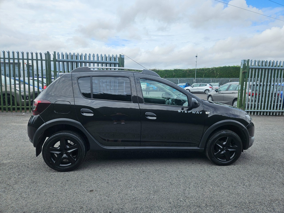 2015 Dacia Sandero 1.5L Diesel For Sale Images