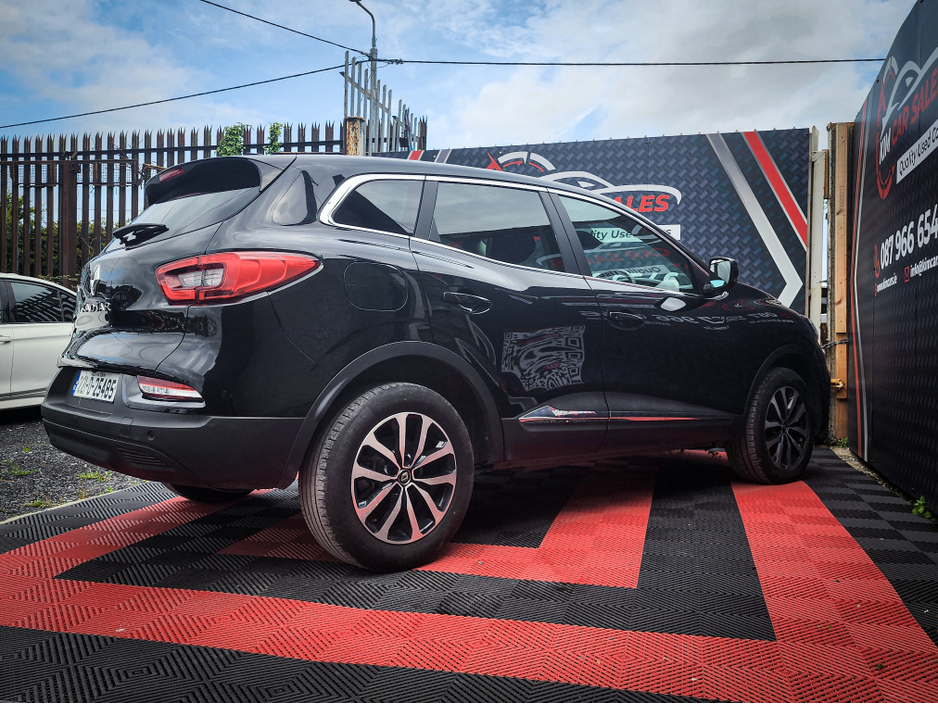 2022 Renault Kadjar 1.3L Petrol For Sale Images
