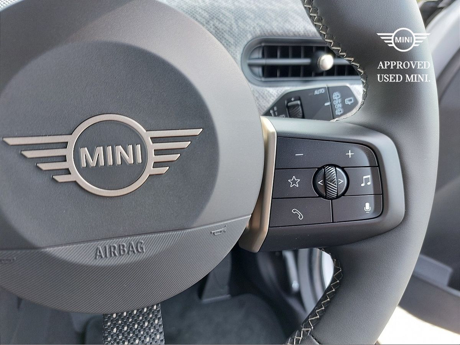 MINI Hatch COOPER Cooper C Exclusive — thumbnail 18