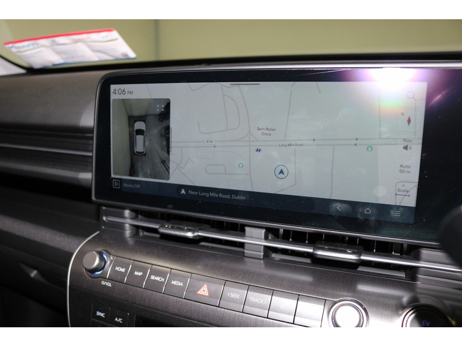 Hyundai Kona Electric Platinum 65KWH EV - — thumbnail 14