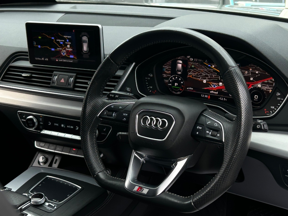 2019 Audi Q5 2L Petrol Plug-in Hybrid For Sale Images