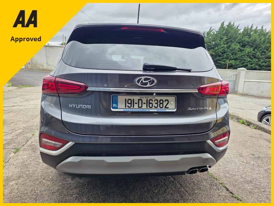 2019 Hyundai Santa Fe 2.2L Diesel For Sale Images