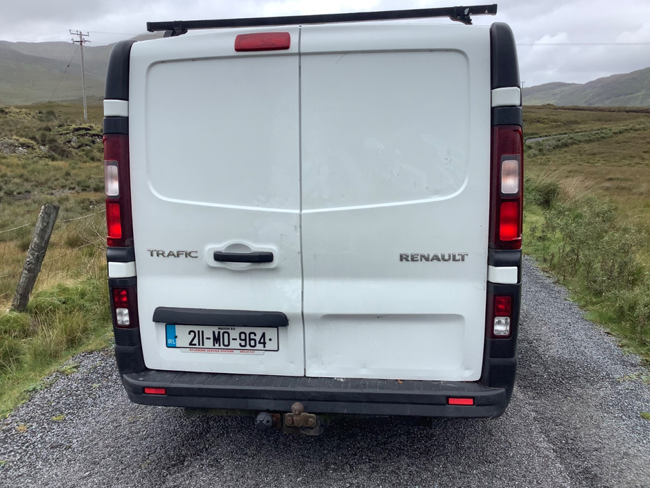 2021 Renault Trafic 2L Diesel For Sale Images