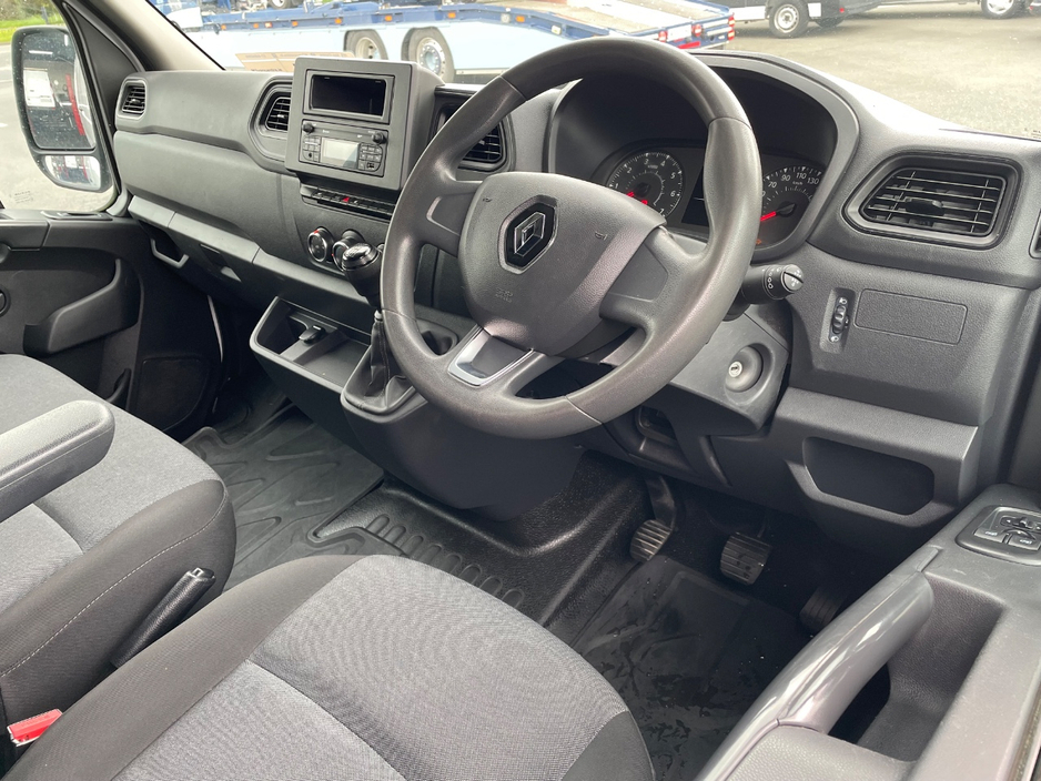 2023 Renault Master 2.3L Diesel For Sale Images
