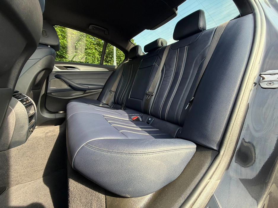 BMW 5 Series 530E M SPORT M PERFORMANCE *1 YEAR WARRANTY — thumbnail 23