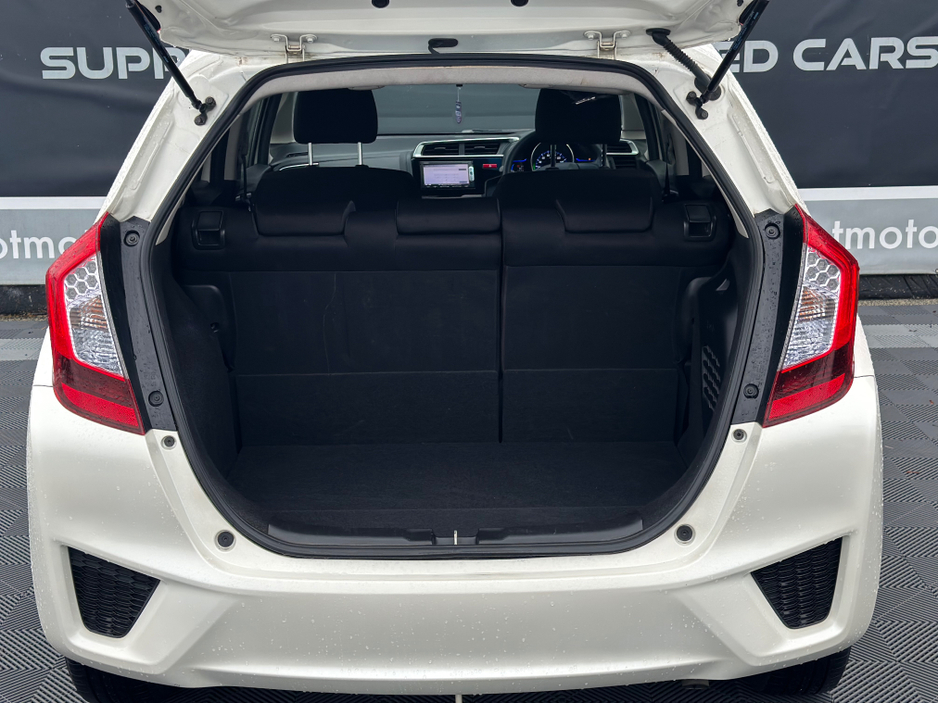 Honda Fit Hybrid — thumbnail 7