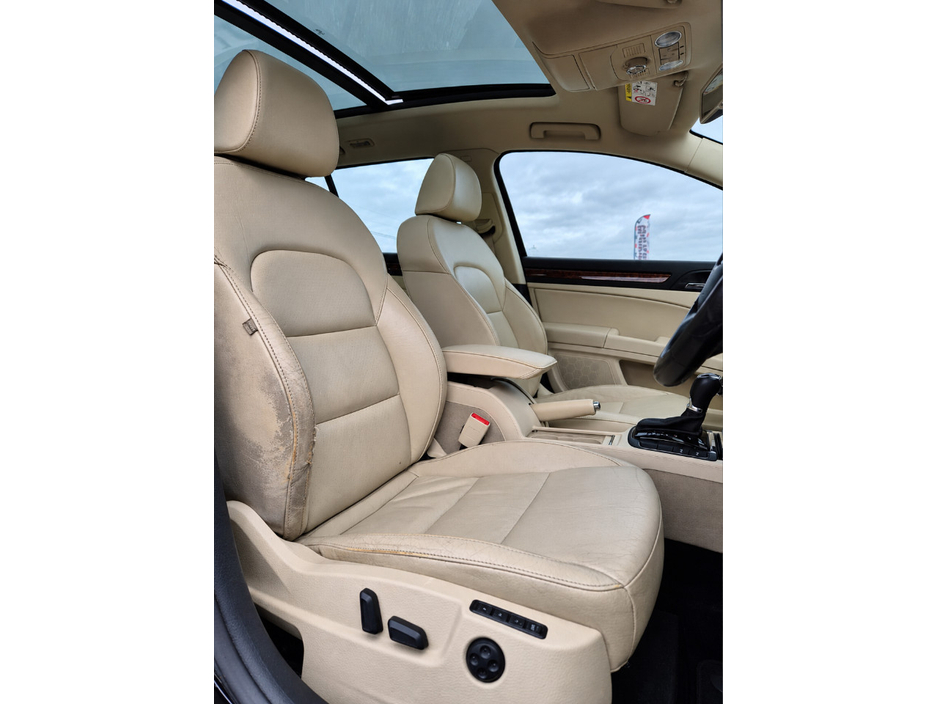 2015 Skoda Superb 2L Diesel For Sale Images
