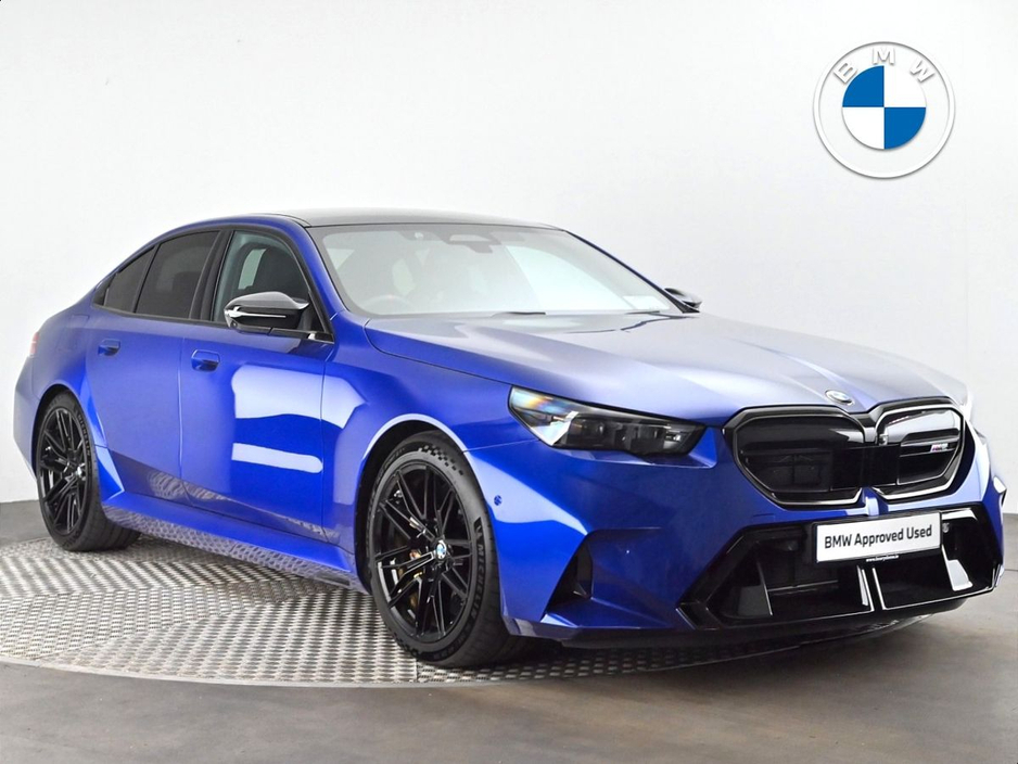 2025 BMW M5 4.5L Petrol Plug-in Hybrid For Sale Images